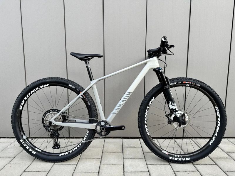 Canyon Exceed CF 7