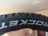 nový plášť Schwalbe Rocket Ron PerformanceAddixTL-Ready 27,5x2,25