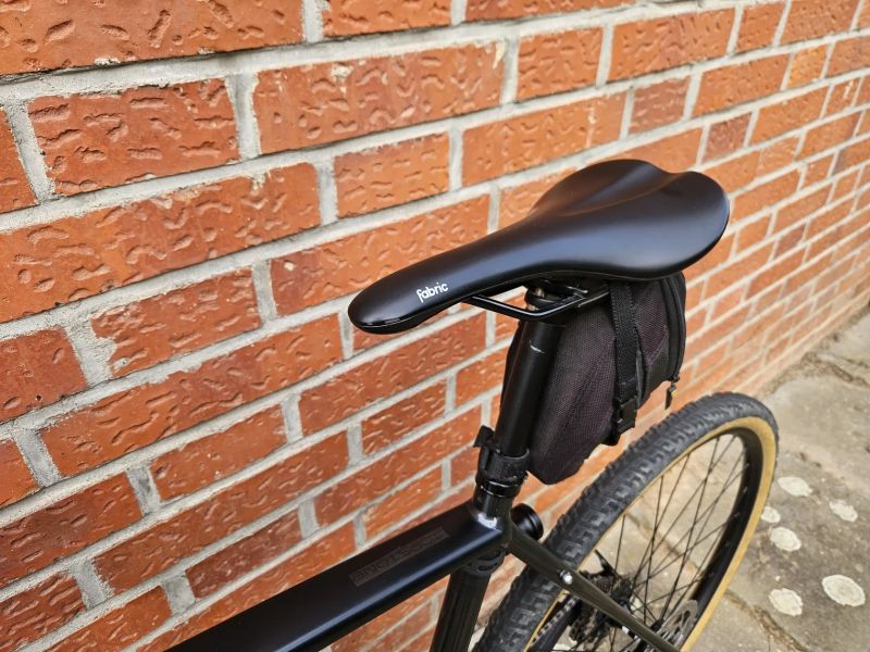 Prodam Cannondale Topstone,Shimano 105-Graphite.hite