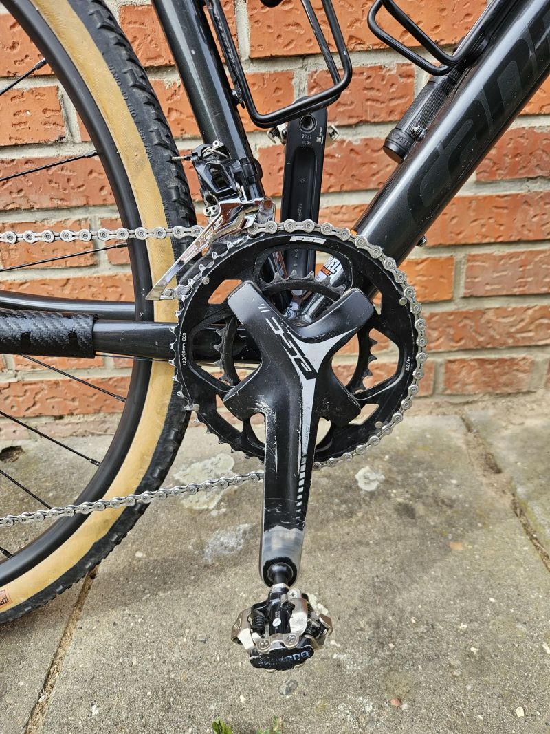 Prodam Cannondale Topstone,Shimano 105-Graphite.hite