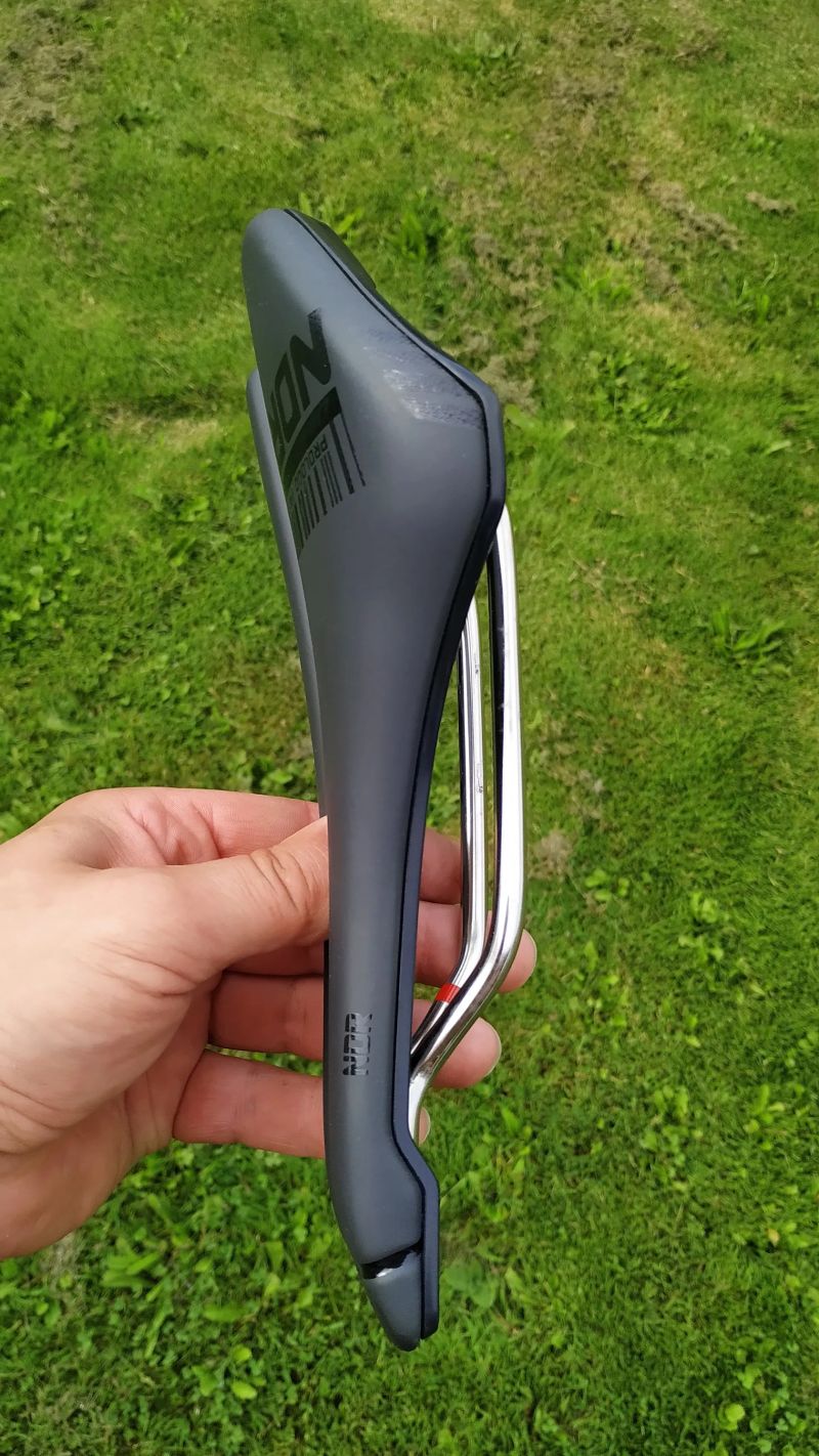 Sedlo Prologo DIMENSION NDR TiROX 143