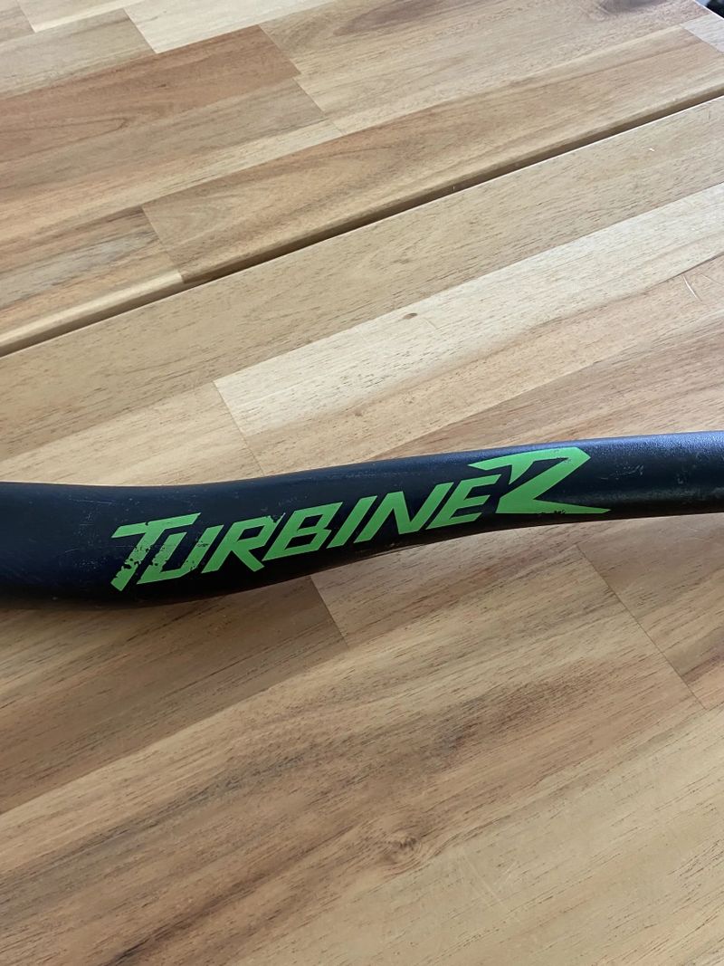 Řídítka Race face turbine
