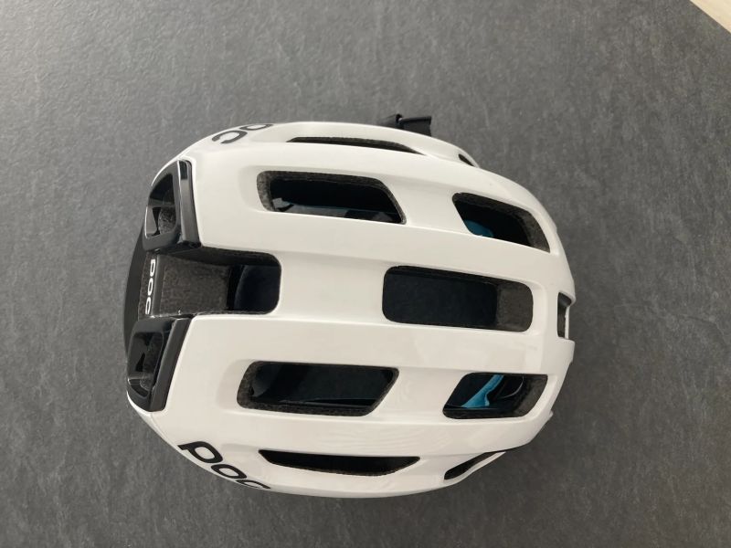 Helma POC ventral air mips vel.S