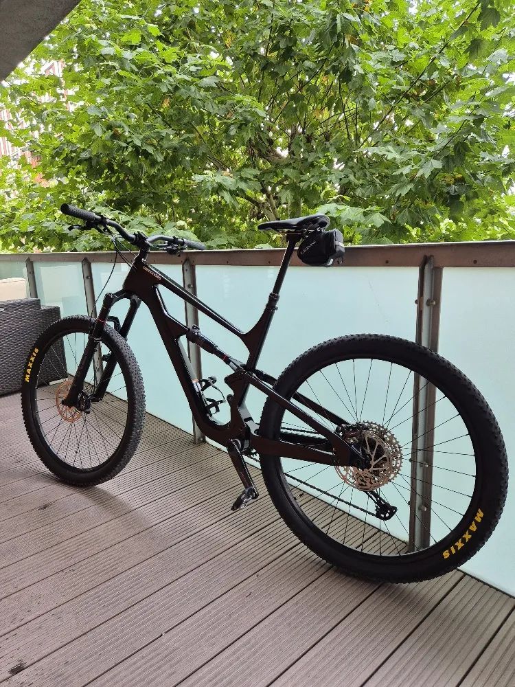 Stan’s Arch MK4 29", boost, tubeless ready + pláště Maxxis 