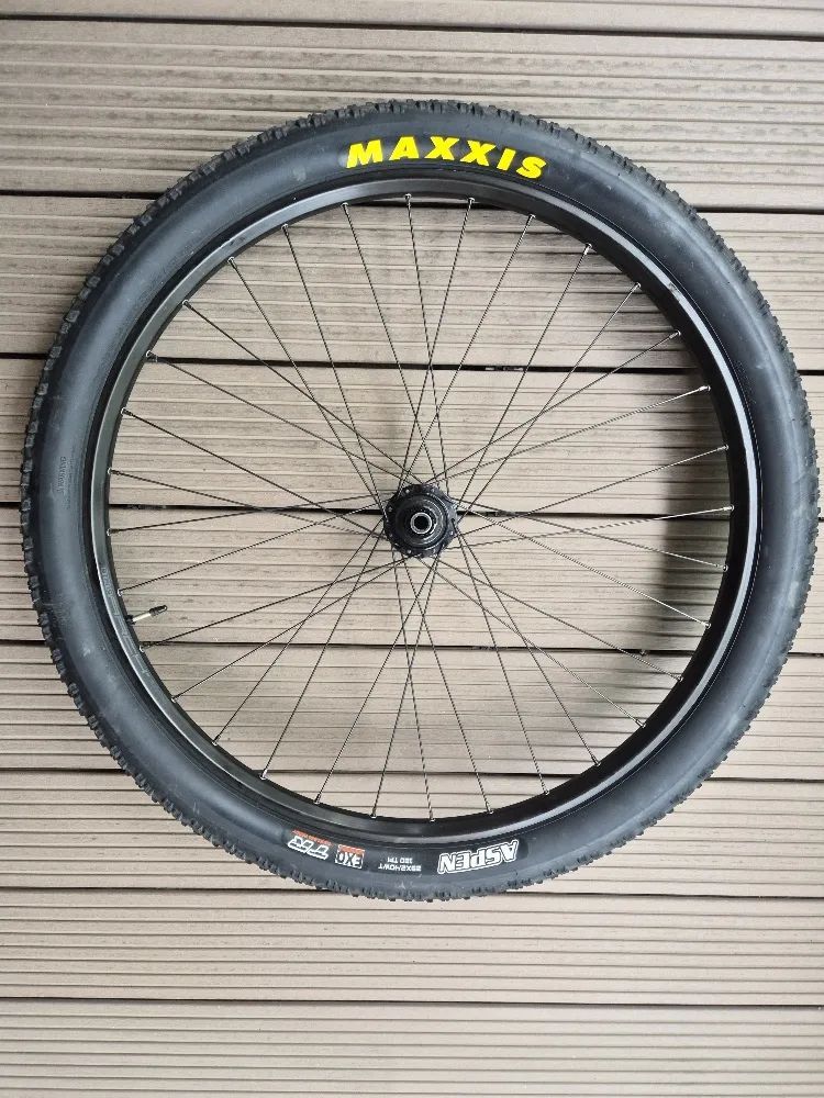 Stan’s Arch MK4 29", boost, tubeless ready + pláště Maxxis 