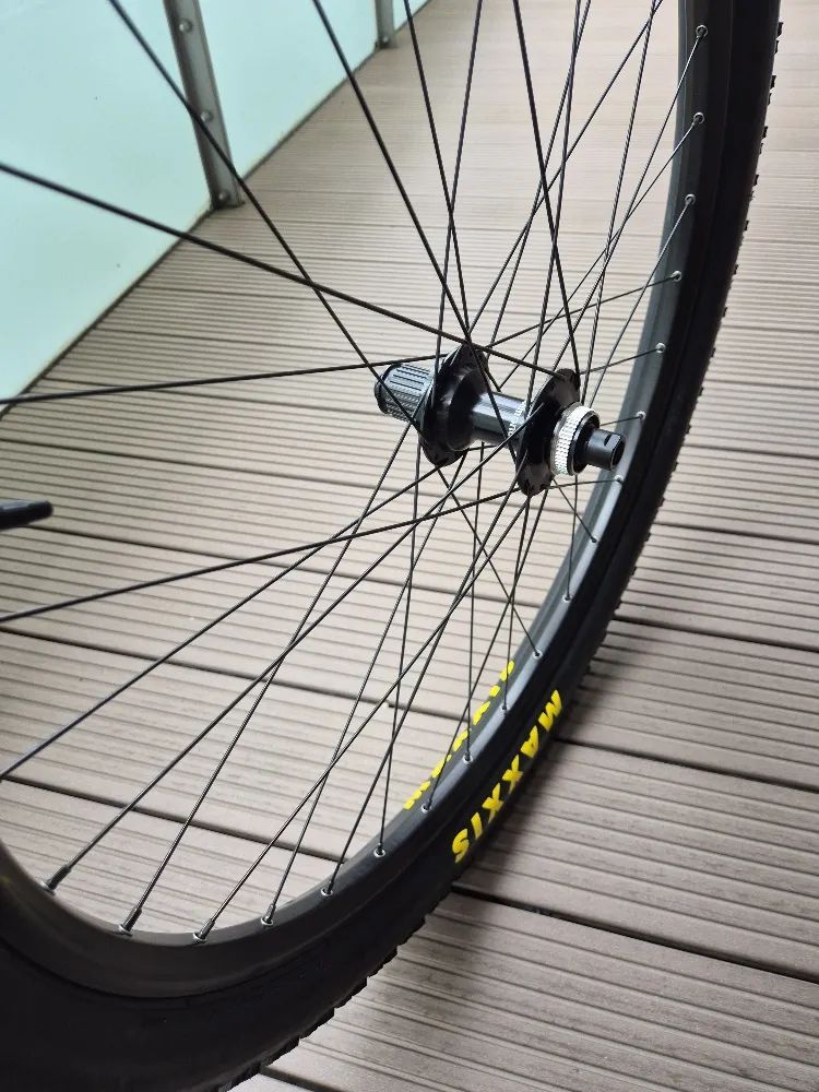 Stan’s Arch MK4 29", boost, tubeless ready + pláště Maxxis 