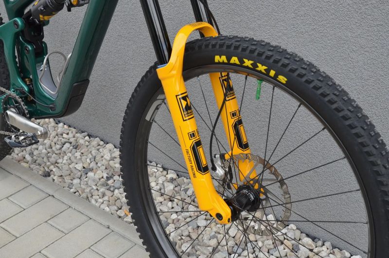Yeti SB140 TURQ Emerald 2025 / ENVE M6 / i9 / Öhlins / Trickstuff / eeWings