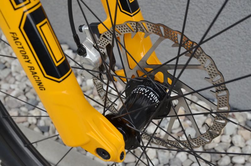 Yeti SB140 TURQ Emerald 2025 / ENVE M6 / i9 / Öhlins / Trickstuff / eeWings