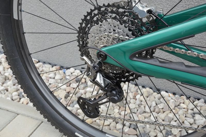 Yeti SB140 TURQ Emerald 2025 / ENVE M6 / i9 / Öhlins / Trickstuff / eeWings