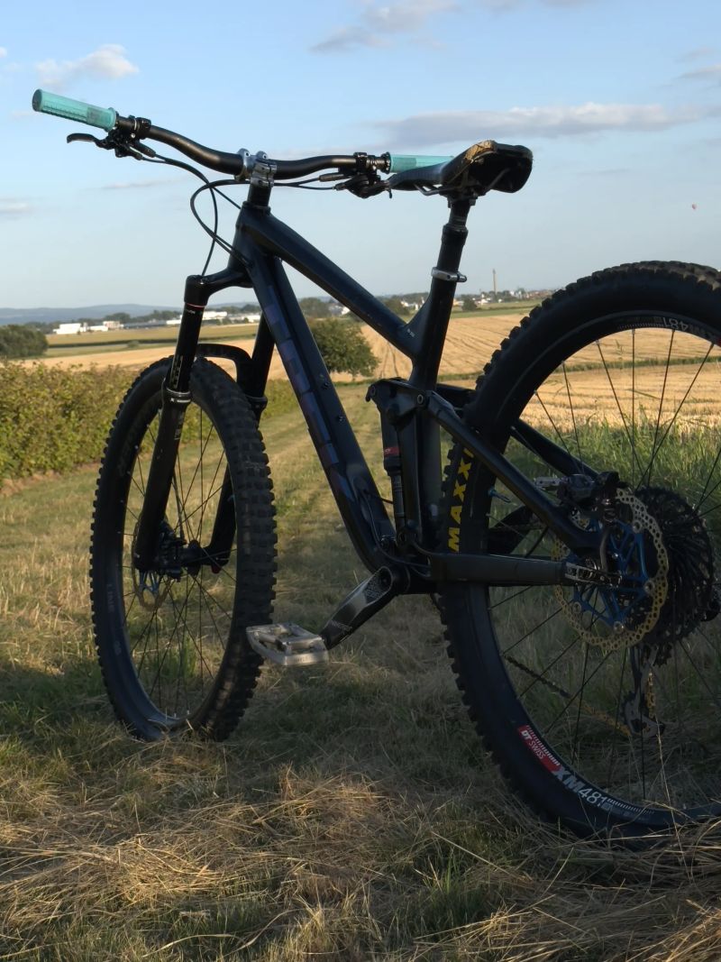 Trek slash 8 2020 M/L