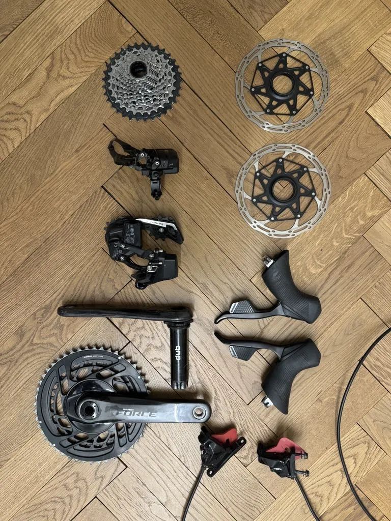 Použitá sada Sram AXS road 2x12