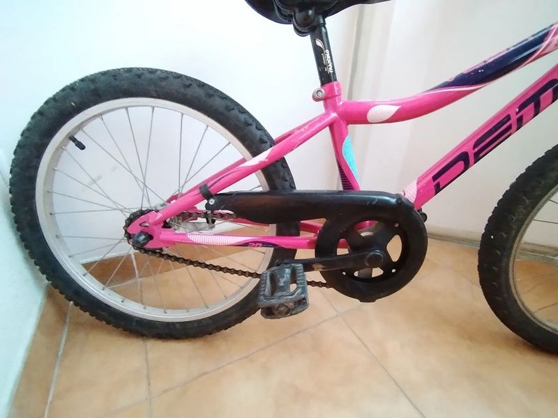 DEMA VEGA Junior 