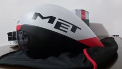 Prodám přilbu MET DRONE Wide body L (TT , časovka, triatlon)