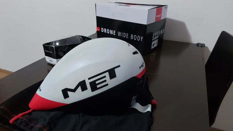 Prodám přilbu MET DRONE Wide body L (TT , časovka, triatlon)