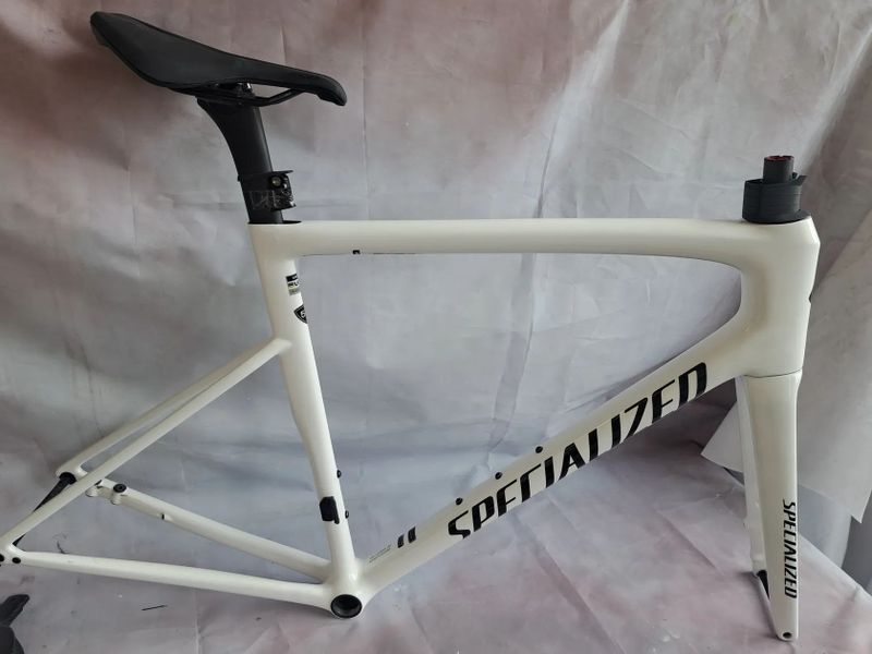 Silnicni ram Specialized Tarmac SL8, vel. 58, XL