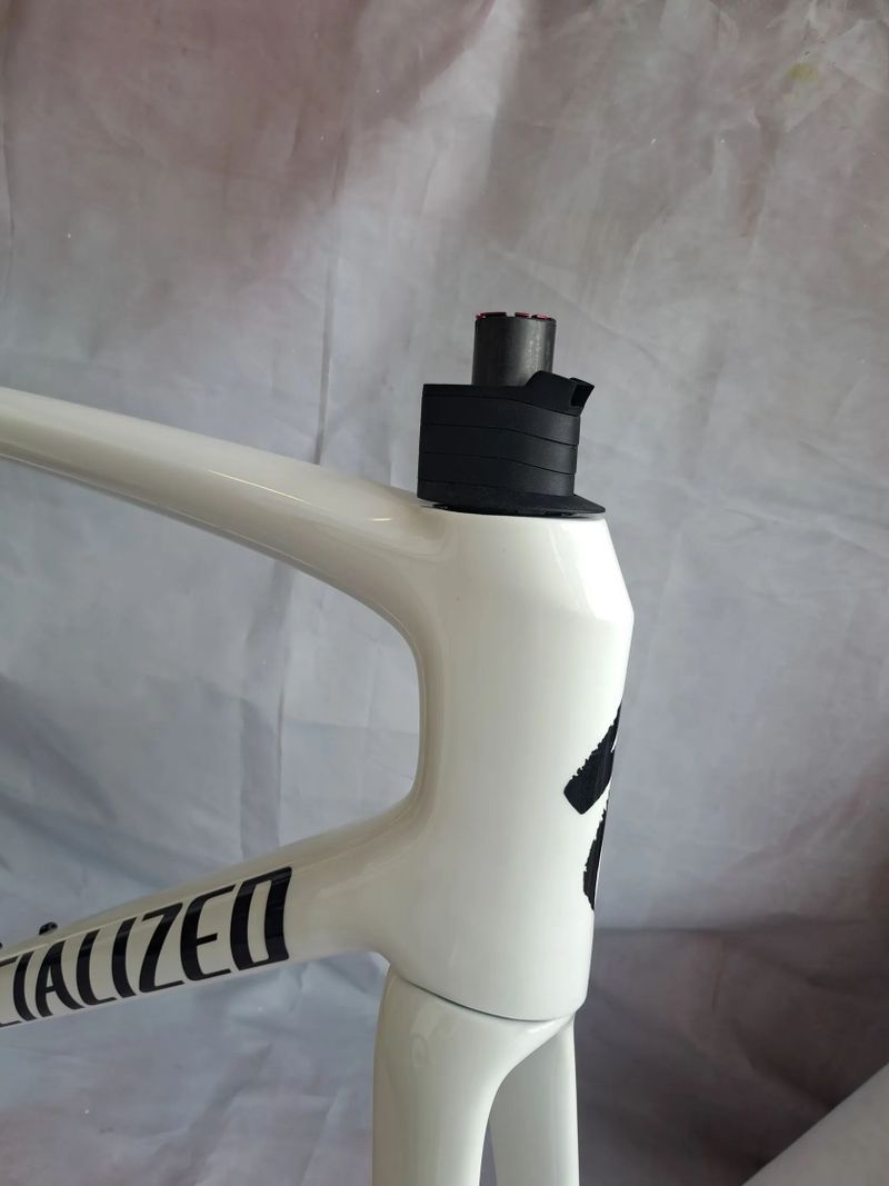 Silnicni ram Specialized Tarmac SL8, vel. 58, XL