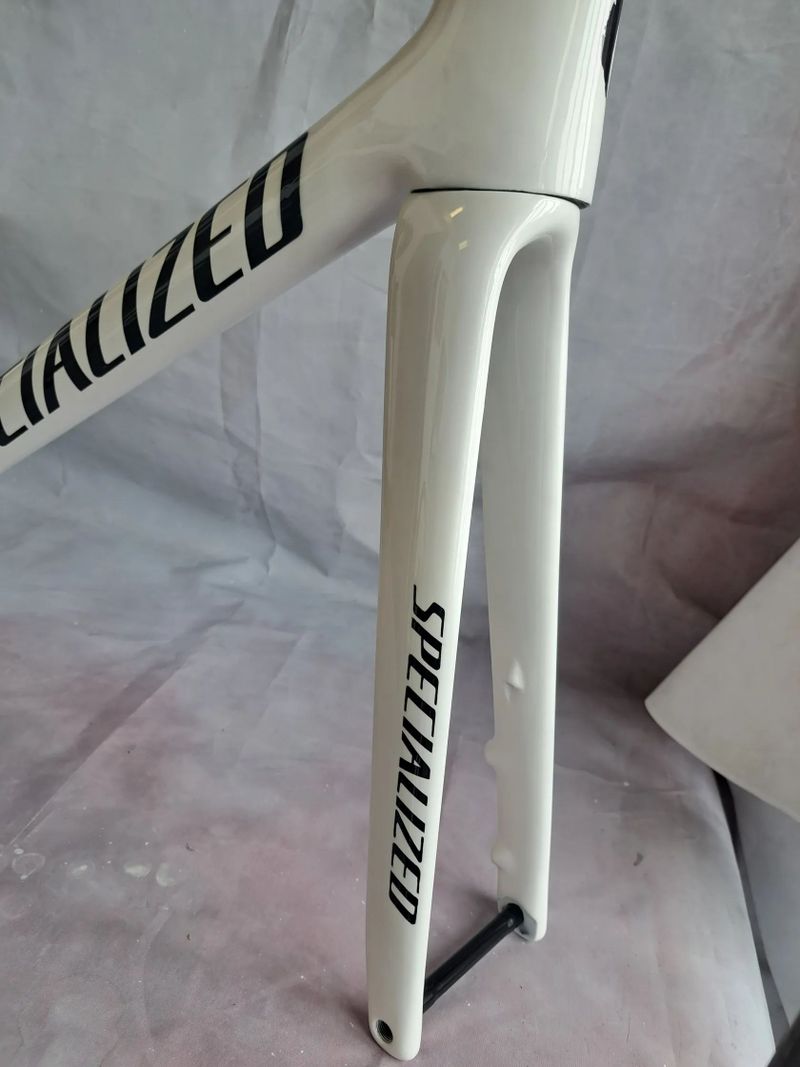 Silnicni ram Specialized Tarmac SL8, vel. 58, XL