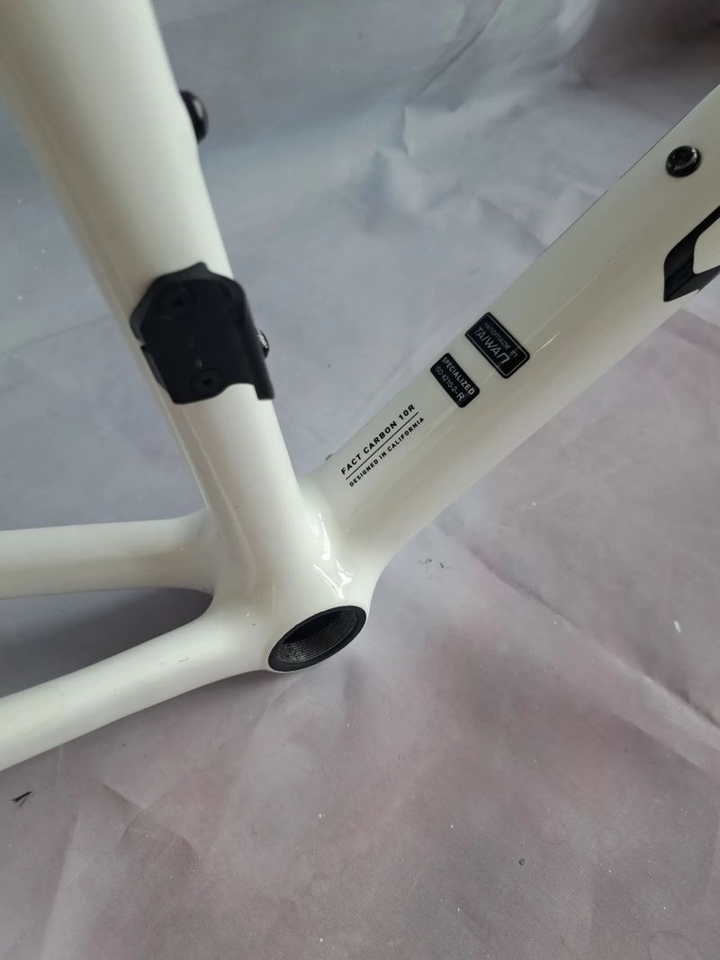 Silnicni ram Specialized Tarmac SL8, vel. 58, XL