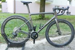 Predám cestný bicykel Specialized Tarmac SL8 Expert 2024