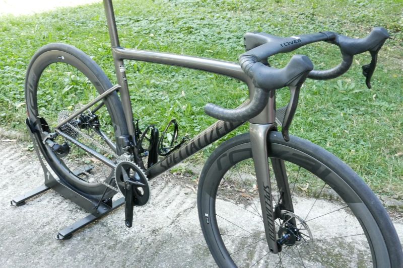Predám cestný bicykel Specialized Tarmac SL8 Expert 2024