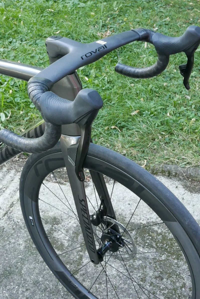 Predám cestný bicykel Specialized Tarmac SL8 Expert 2024