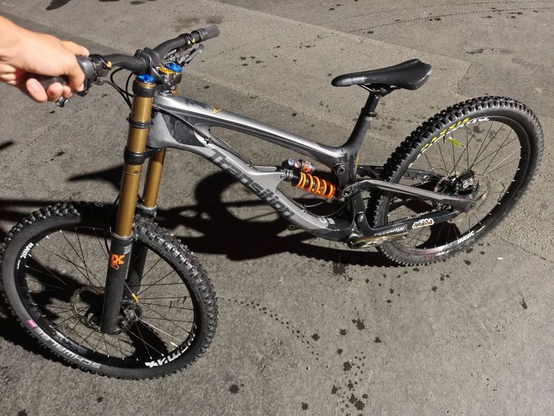 Transition Tr11 Carbon