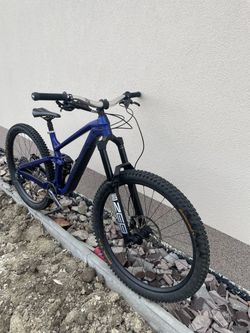 Trek Slash 8 2023