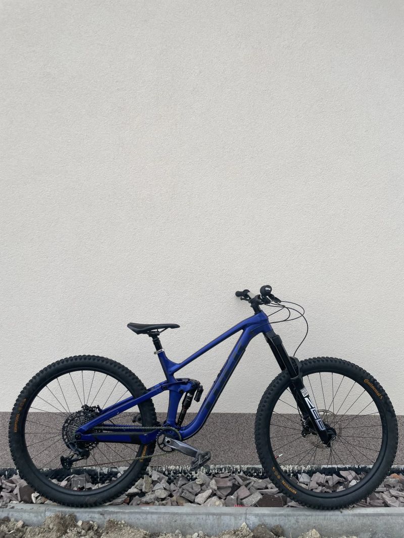 Trek Slash 8 2023