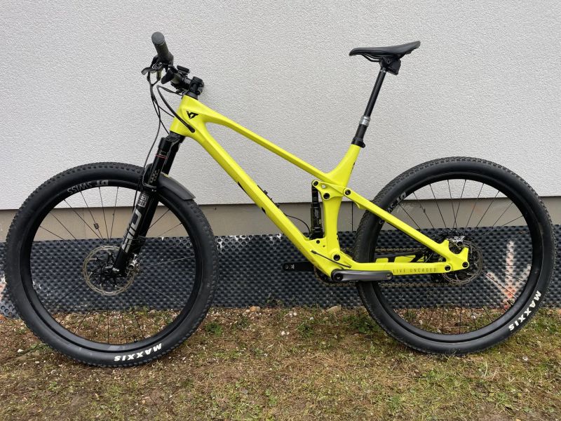 XC / Trail kolo YT IZZO uncaged 7 