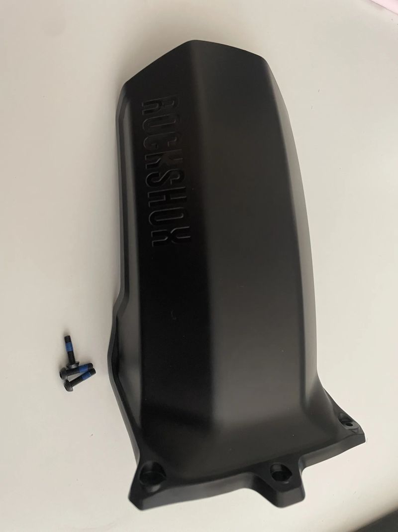 Rockshox ZEB 29 180, Shaft, blatník, redukce torque cup