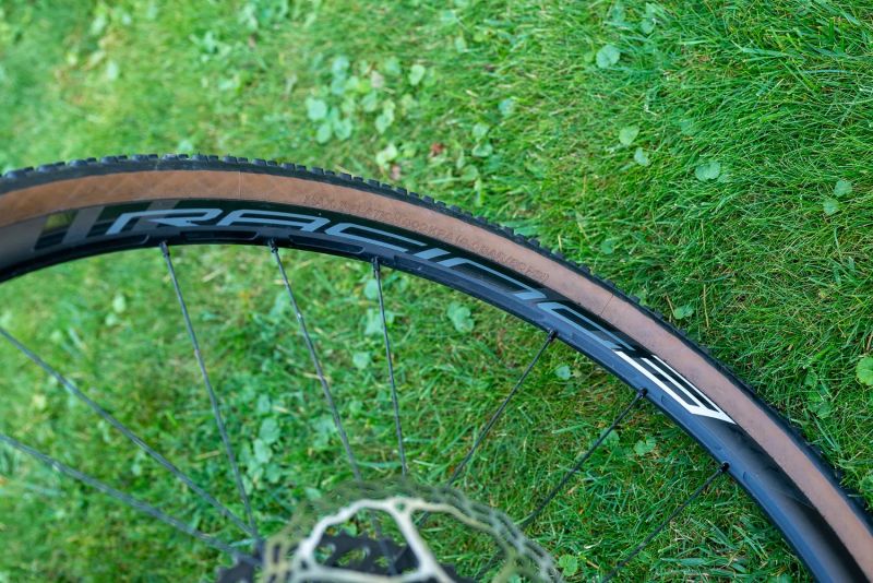 🇨🇭 Švýcarská Gravel Raketa ARC8 EERO 🚀