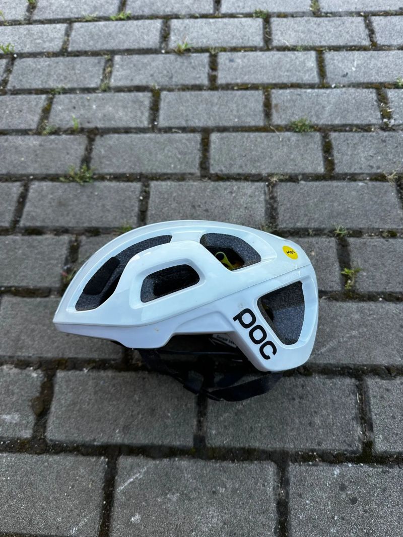 POC Octal vel. M