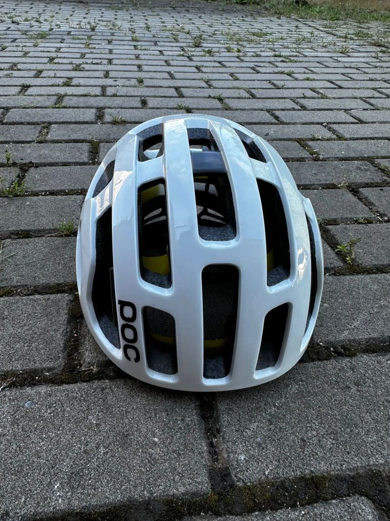 POC Octal vel. M