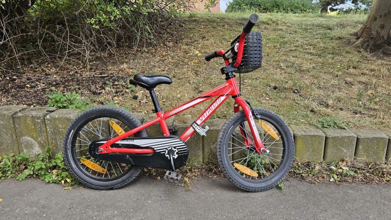Specialized Hotrock 16