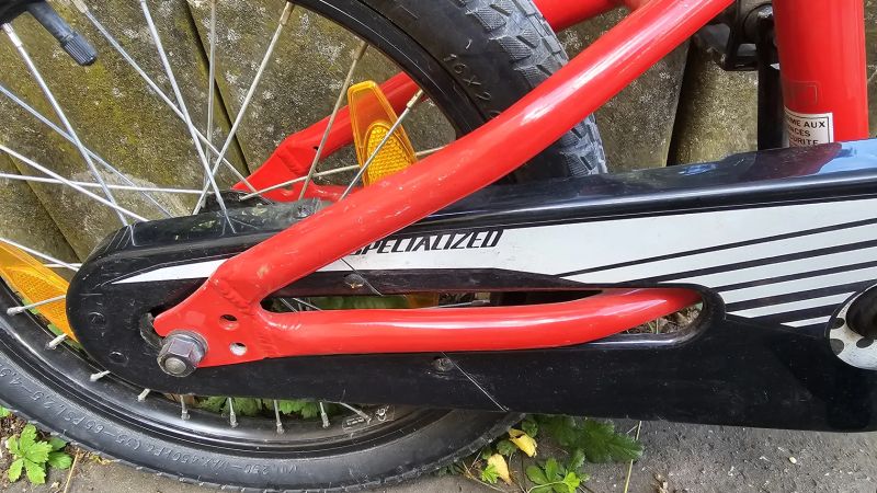 Specialized Hotrock 16