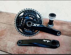 Shimano XT+ stred 
