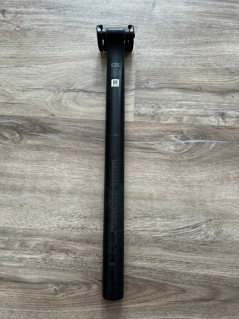 Sedlovka Canyon S25 VCLS 2.0 CF 30,9 mm