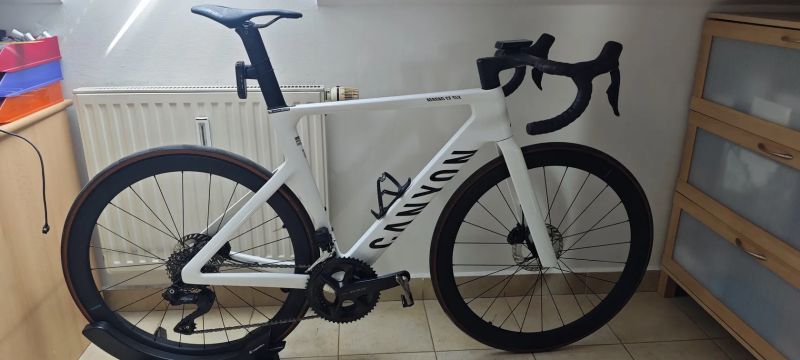 Canyon Aeroad CF SLX 7 Di2 , WATTMETR 