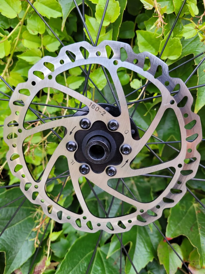 Nová hliníková silniční kola na kotoučové brzdy Giant PR2, ořech Shimano, včetně plášťů a kotoučů