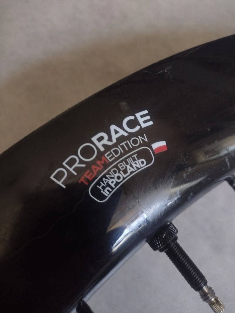 No limited pro race zapletená kola 