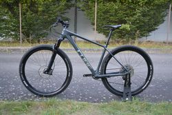 Cube Reaction C62 Pro Carbon grey´n´metal (L)
