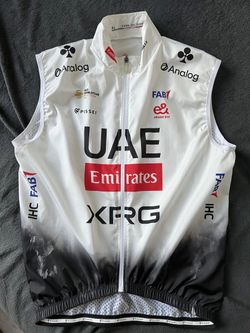 Cyklo vesta Pissei UAE