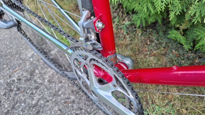 Wheeler Chiostra Shimano 600