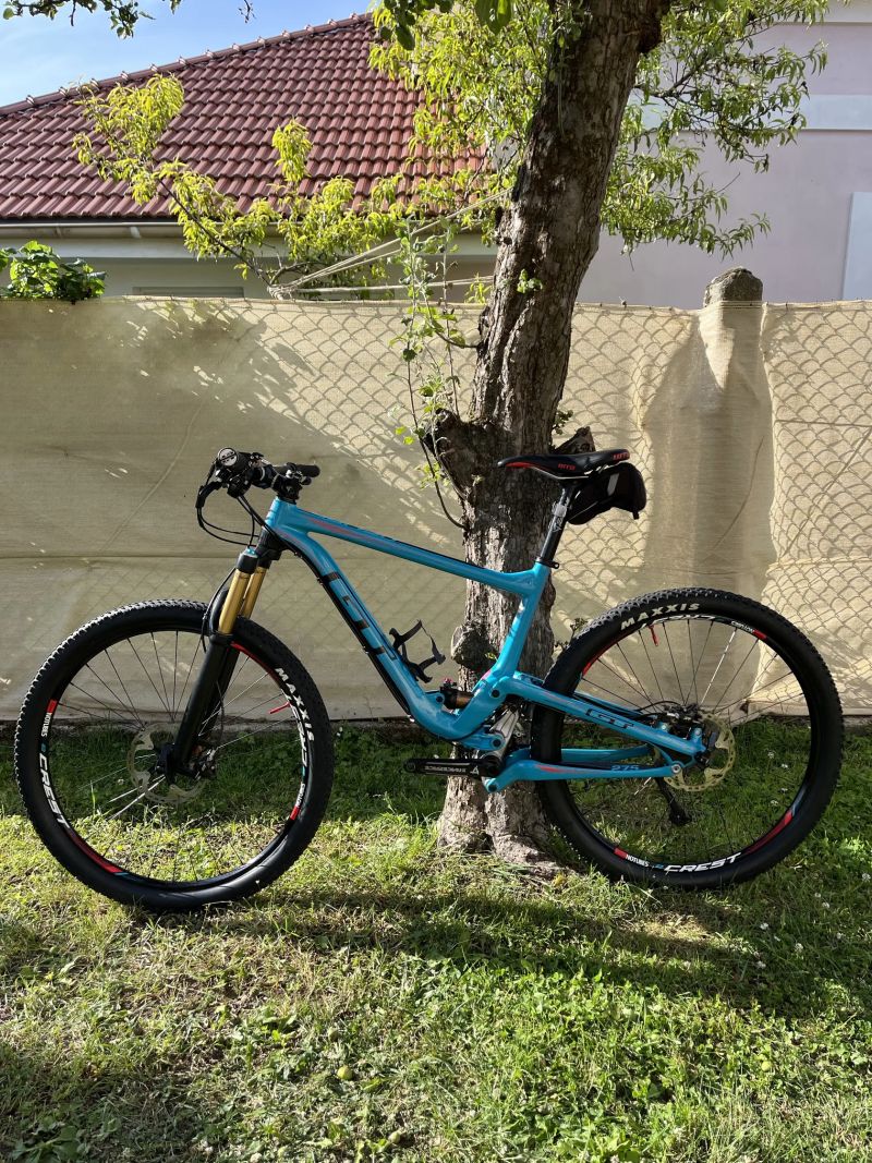 GT Helion Carbon PRO