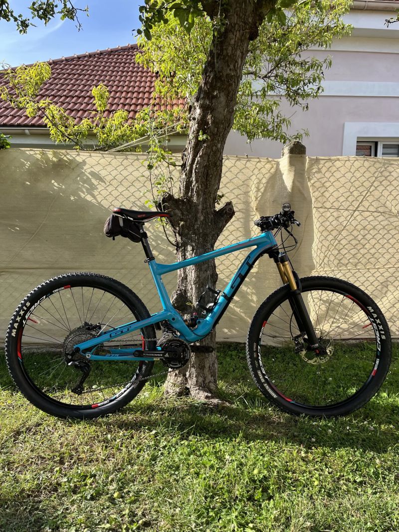 GT Helion Carbon PRO