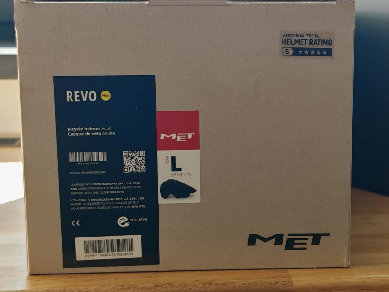 MET REVO MIPS ČERNÁ -58/62