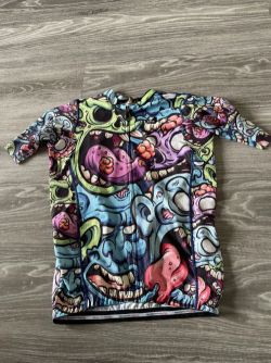 Dres PISSEI monster
