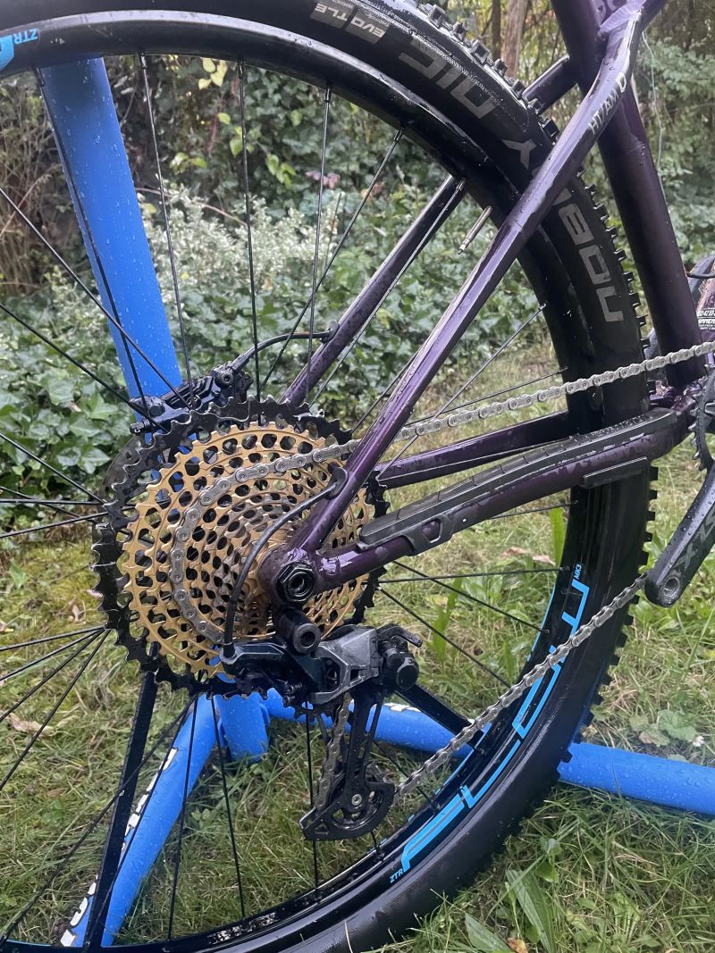 Commencal Meta HT