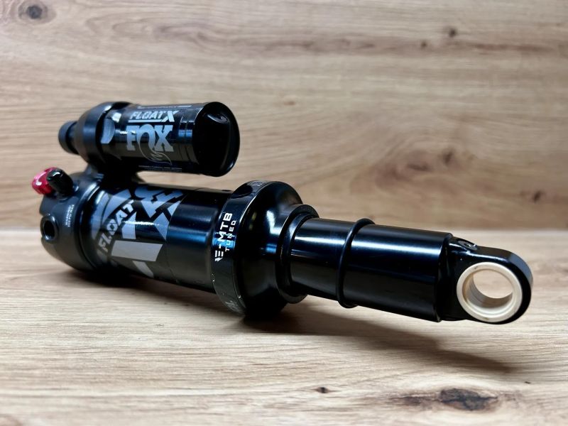 Tlumič Fox Float X, 205x65mm Trunnion