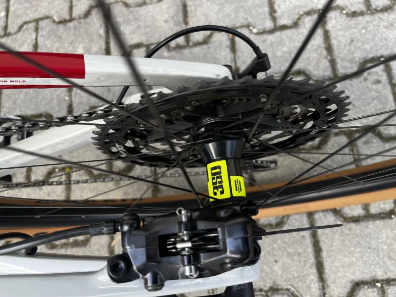 Cube Ams 100 c 68